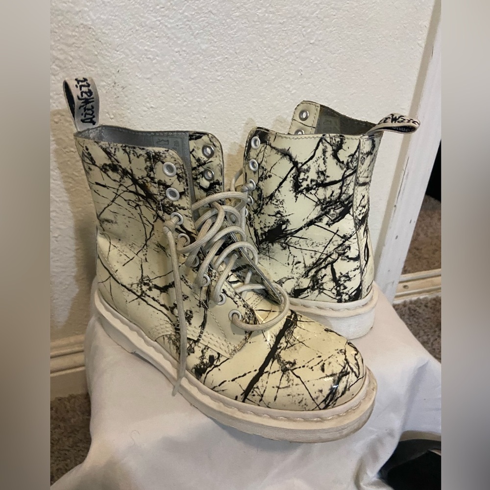dr martens!!!